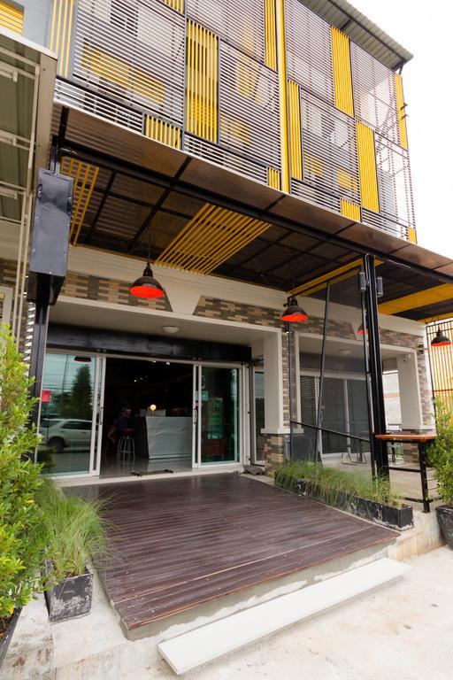 Oyes Hostel Krabi Zewnętrze zdjęcie