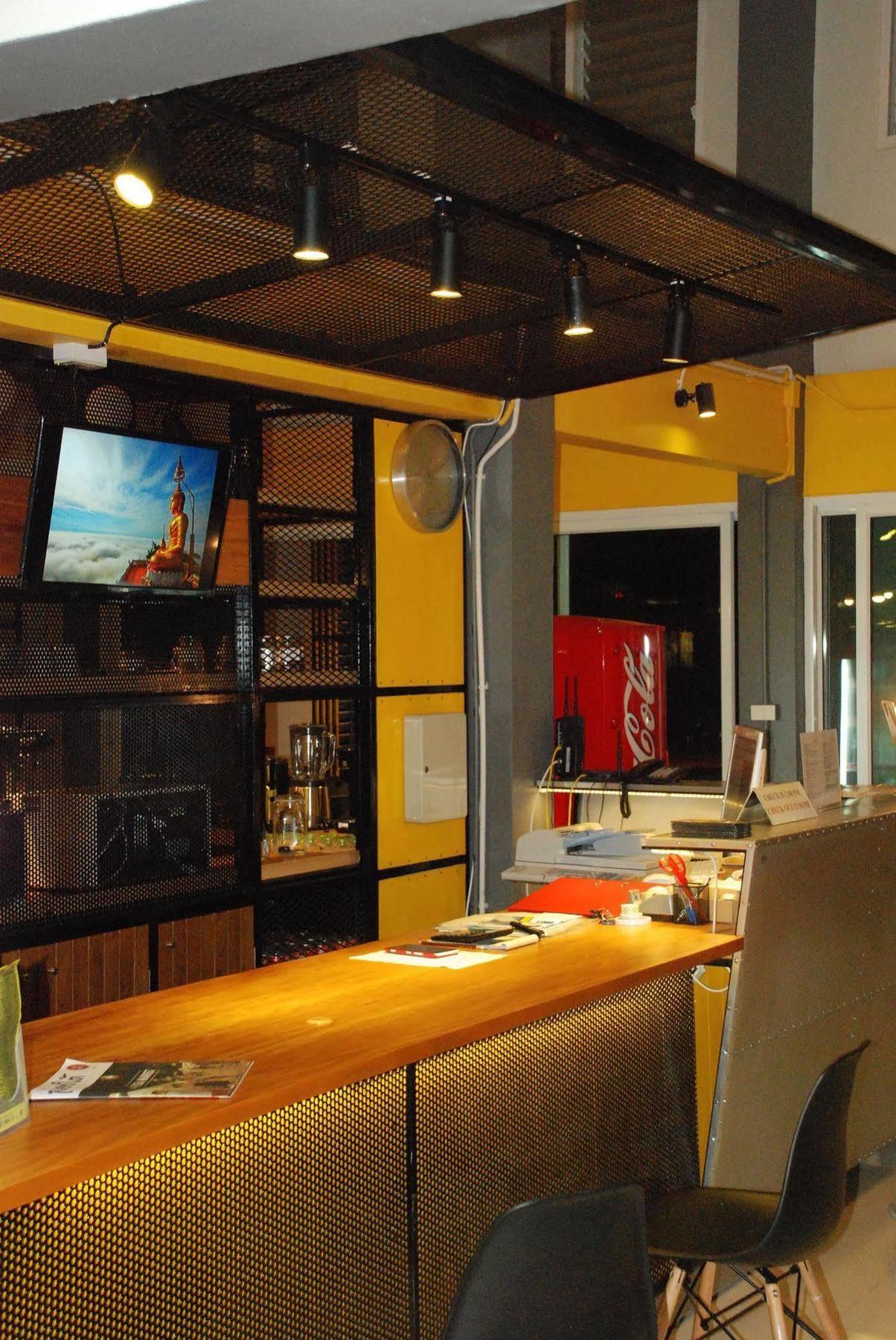 Oyes Hostel Krabi Zewnętrze zdjęcie