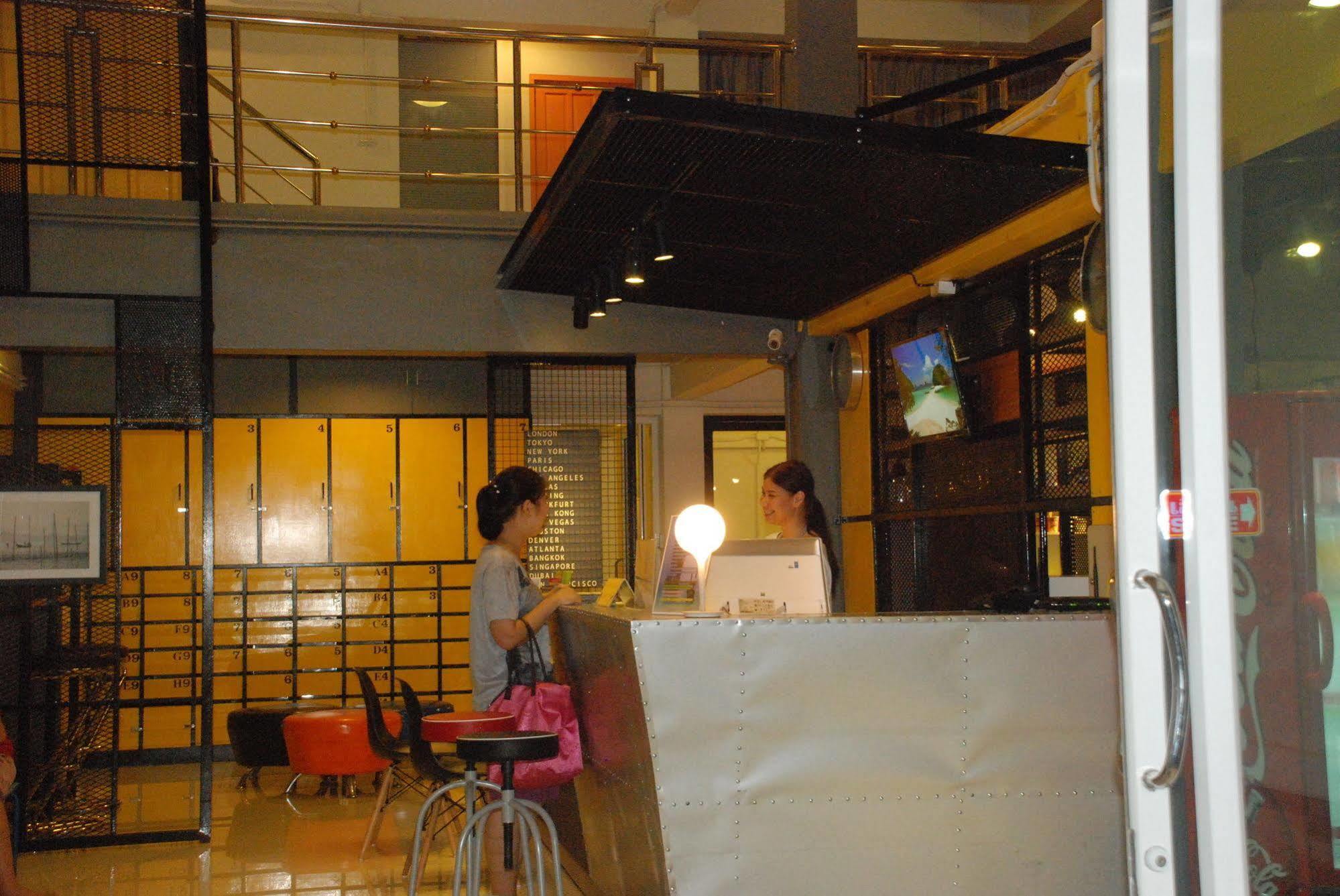 Oyes Hostel Krabi Zewnętrze zdjęcie