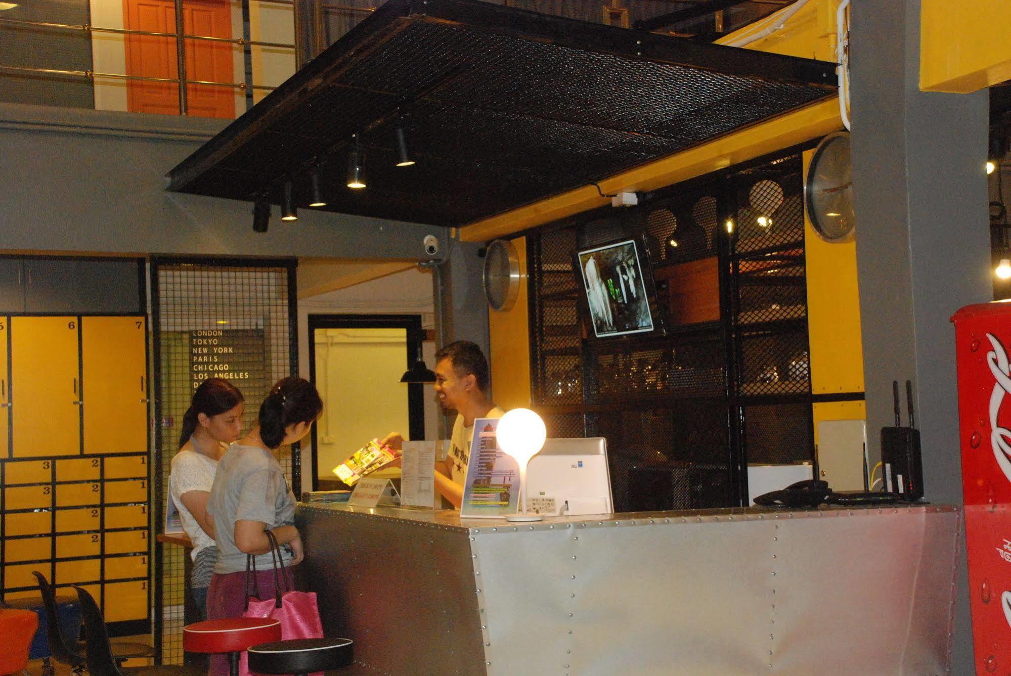 Oyes Hostel Krabi Zewnętrze zdjęcie