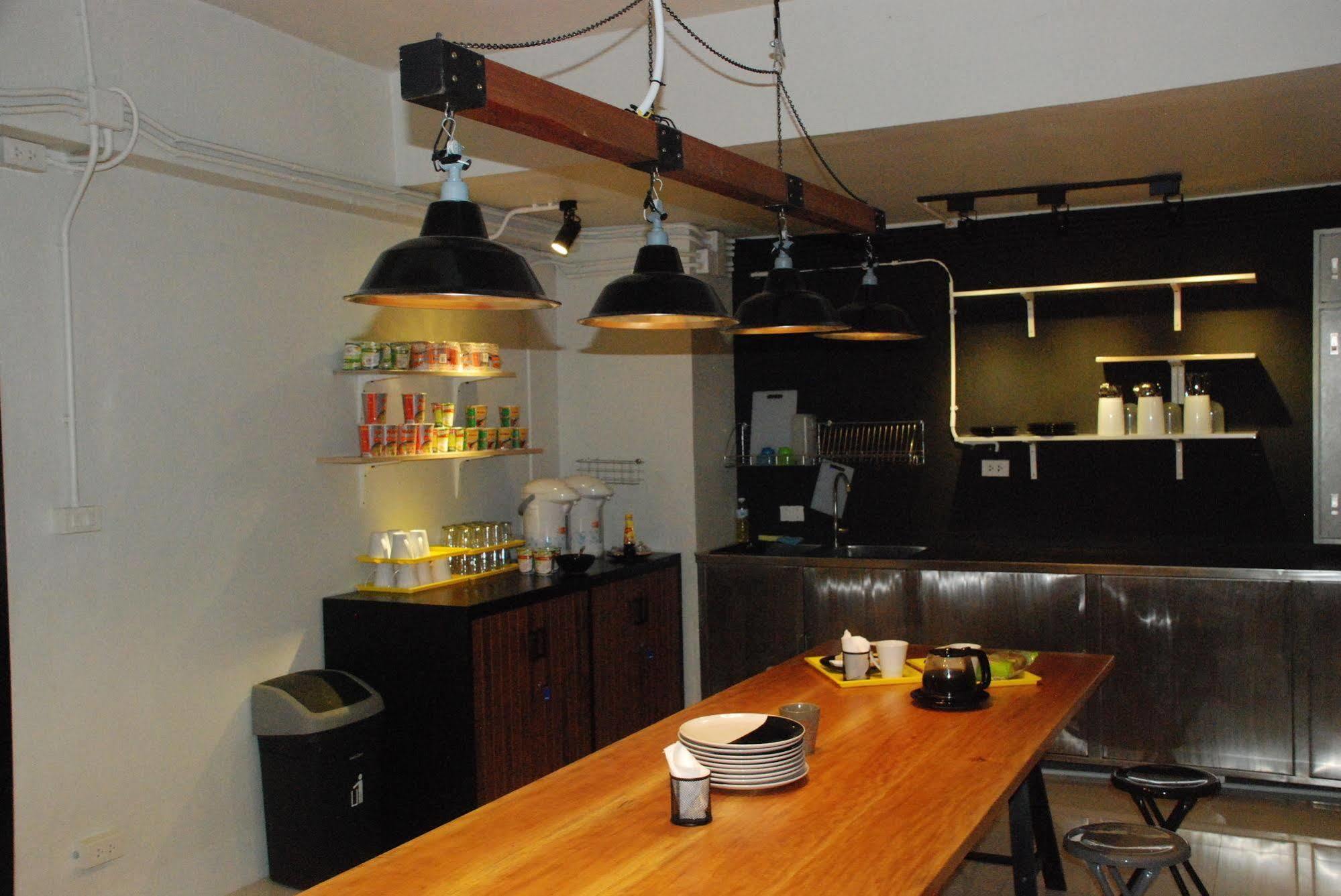 Oyes Hostel Krabi Zewnętrze zdjęcie