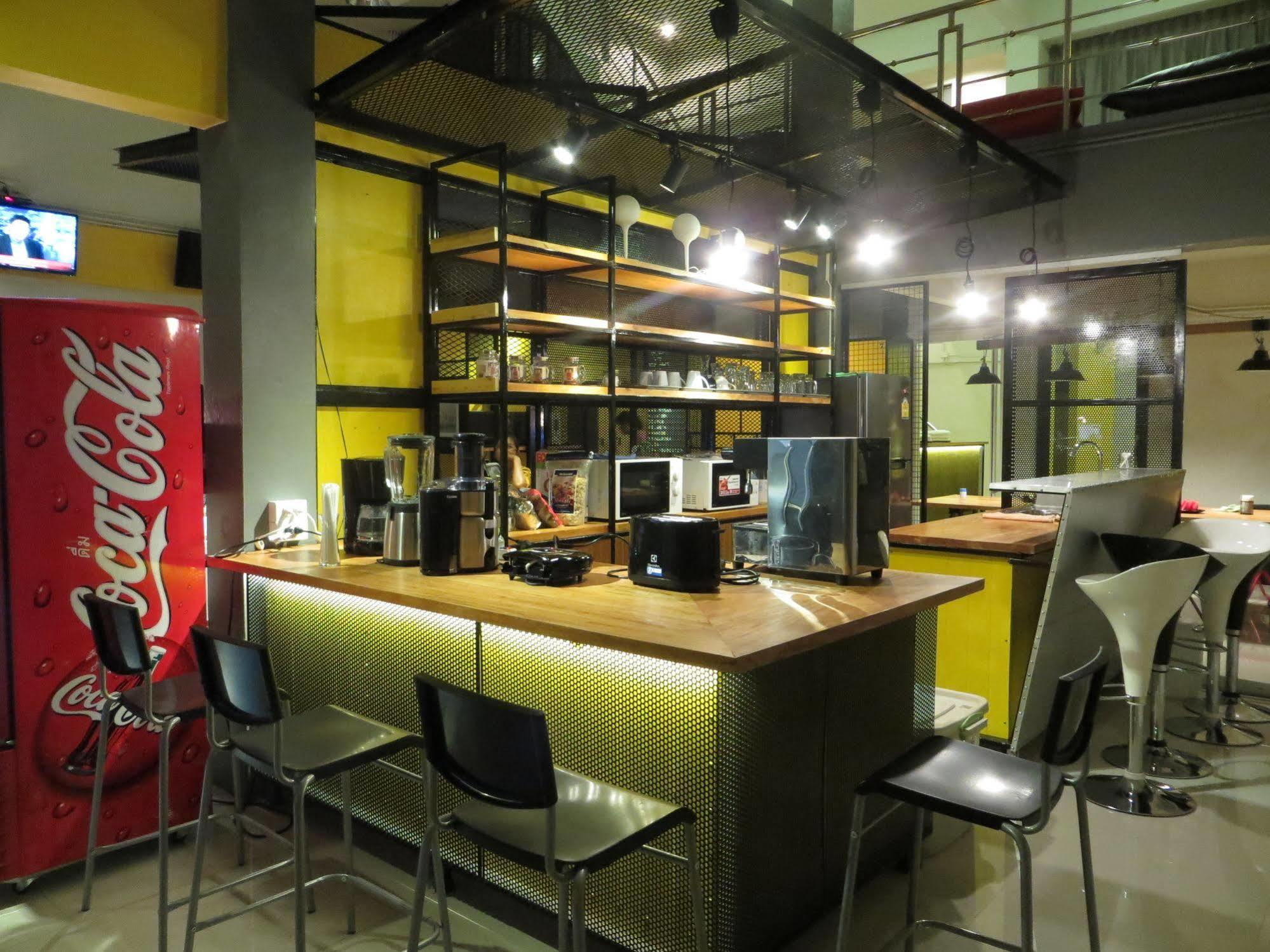Oyes Hostel Krabi Zewnętrze zdjęcie